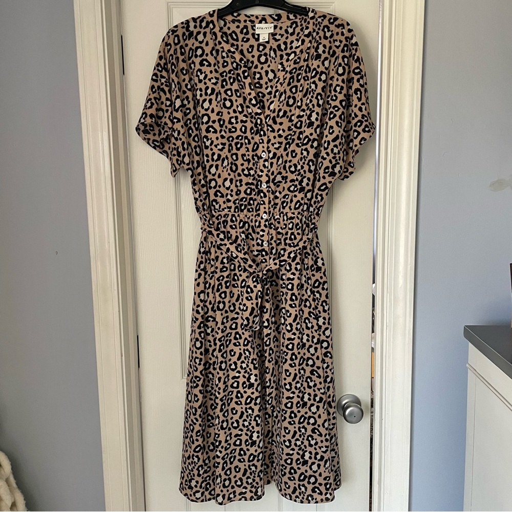 Ava & Viv Animal Print button front dress sz X